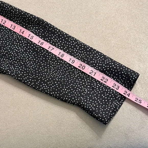 Express Slim Portofino Black Ruffle Collar Polka Dot Blouse Size Large - Picture 7 of 7